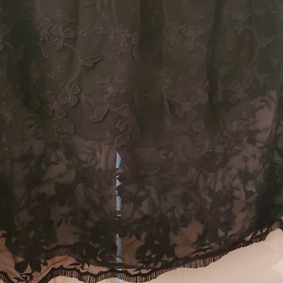Lace Skirt Size 1X - Picture 3 of 3
